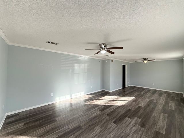 303 S Inglewood Avenue, Russellville, AR 72801