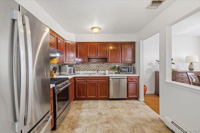 67 Hillside Avenue, Haverstraw, NY 10927