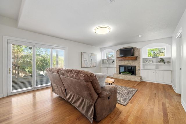 7504 Valley Dale DR, Austin, TX 78731