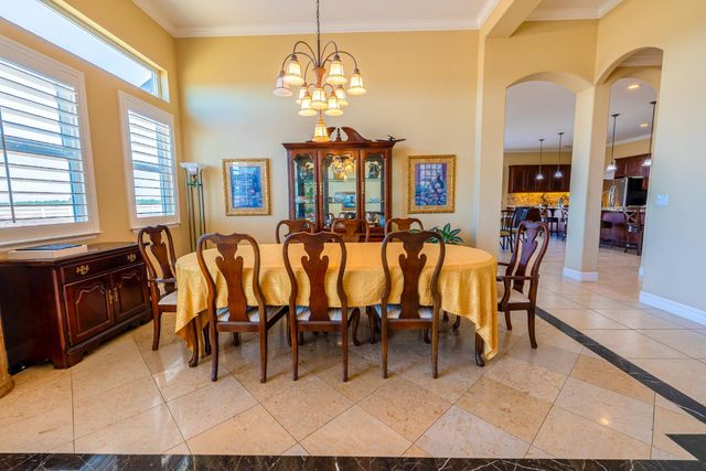 16551 N Manor Ln, Lodi, CA 95240