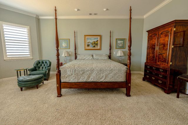 16551 N Manor Ln, Lodi, CA 95240