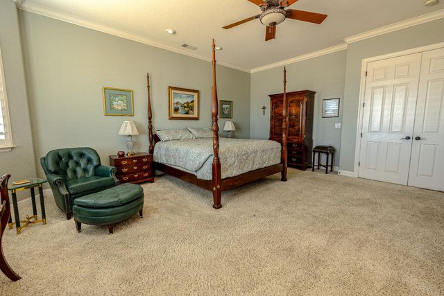 16551 N Manor Ln, Lodi, CA 95240