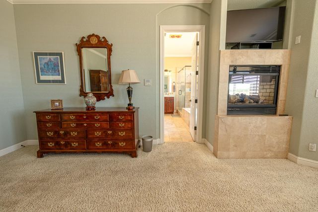 16551 N Manor Ln, Lodi, CA 95240