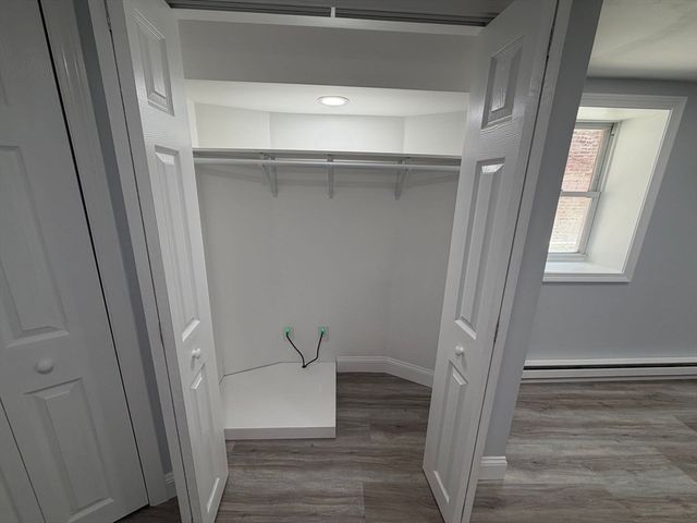 31 Chelsea Street B, Boston, MA 02128