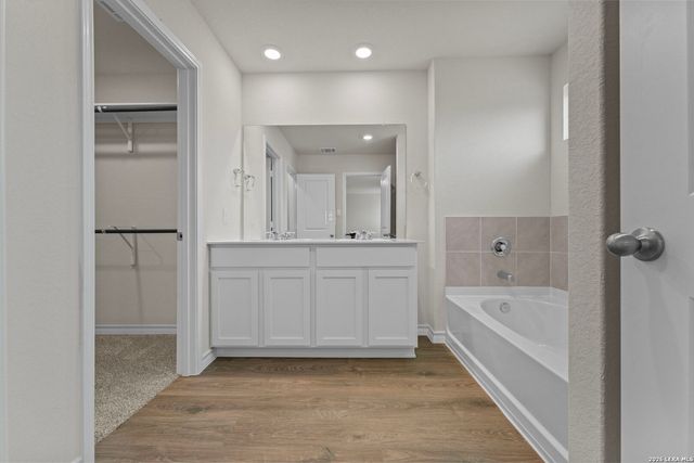 635 Fluted Shoals, Cibolo, TX 78108