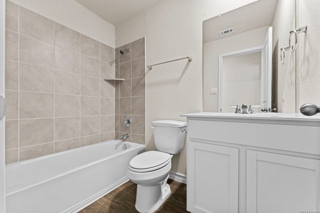 635 Fluted Shoals, Cibolo, TX 78108