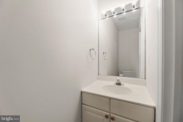 911 JOSHUA TREE CT, Owings Mills, MD 21117