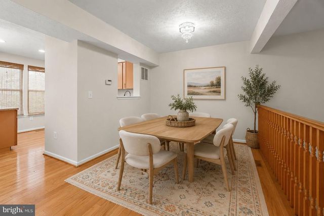 911 JOSHUA TREE CT, Owings Mills, MD 21117