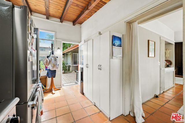 2186 Mar Vista Avenue, Altadena, CA 91001