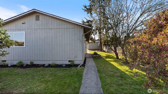 2520 Chestnut Street, Everett, WA 98201