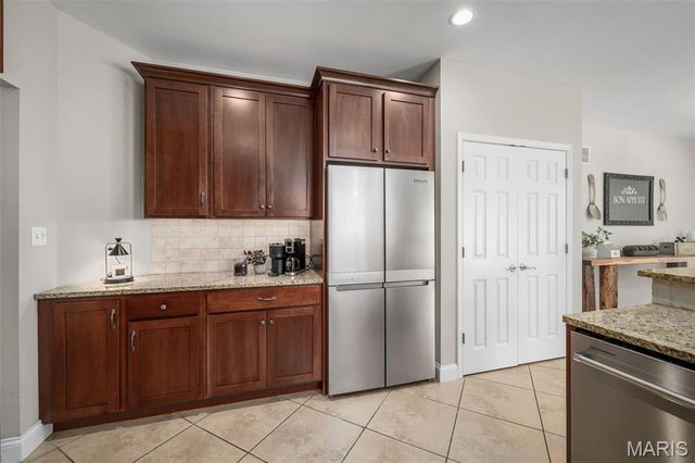 526 Elm Creek Drive, Wentzville, MO 63385