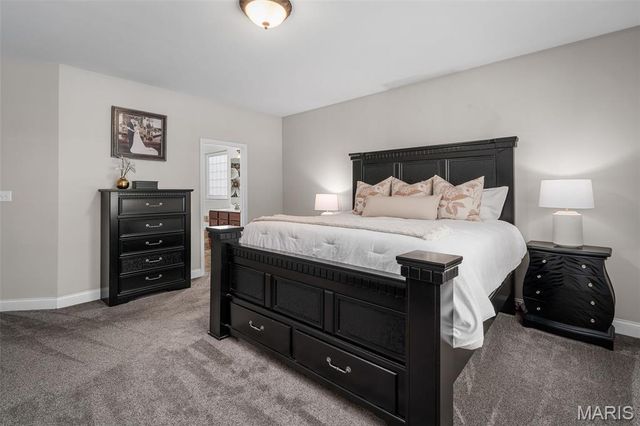 526 Elm Creek Drive, Wentzville, MO 63385