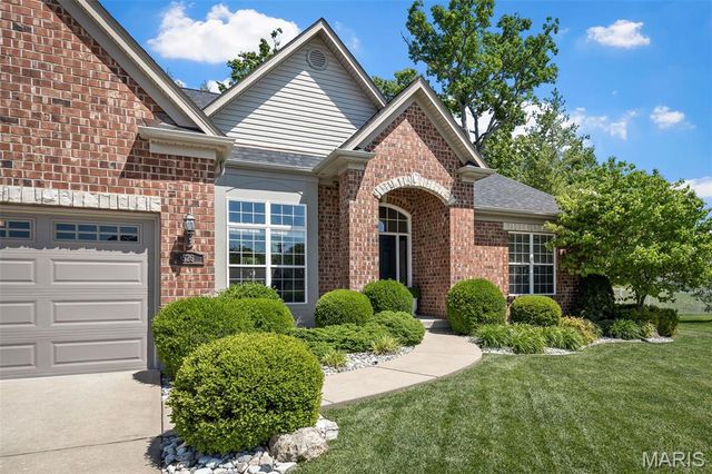 526 Elm Creek Drive, Wentzville, MO 63385