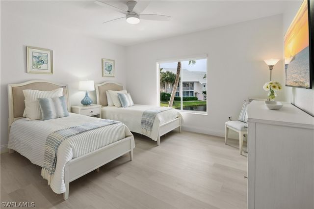 784 Willowbrook DR 607, Naples, FL 34108