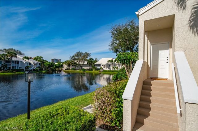 784 Willowbrook DR 607, Naples, FL 34108