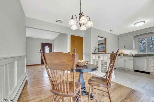 12 Spruce Dr, Green Twp., NJ 07821