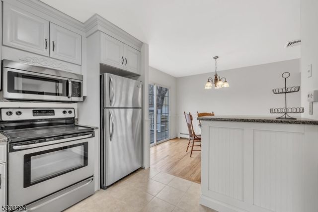12 Spruce Dr, Green Twp., NJ 07821