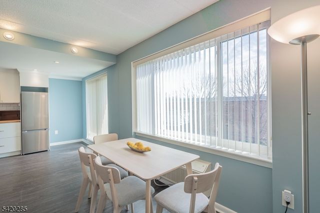 190 MORRIS AVENUE 3B, Springfield Twp., NJ 07081