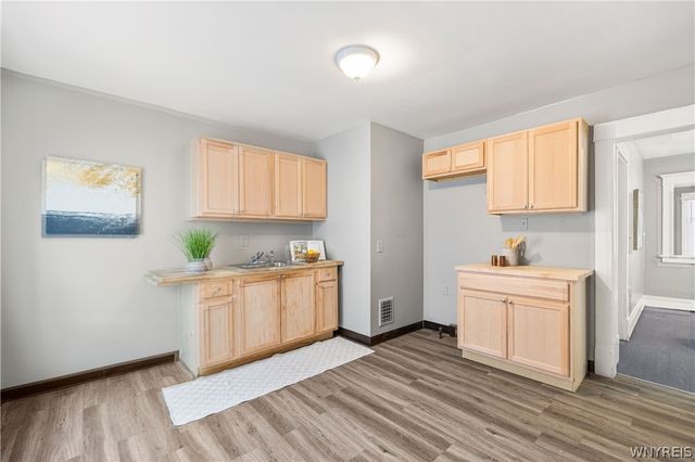 213 Westminster Avenue, Buffalo, NY 14215