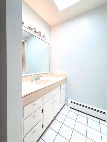 3155 Nester Hill Road, Newburgh, IN 47630