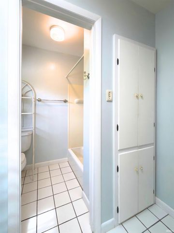 3155 Nester Hill Road, Newburgh, IN 47630
