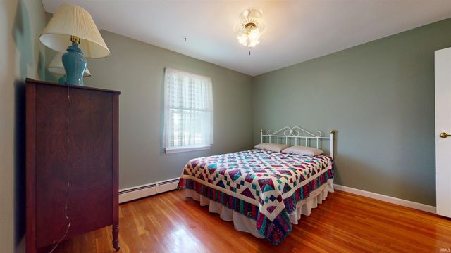 3155 Nester Hill Road, Newburgh, IN 47630