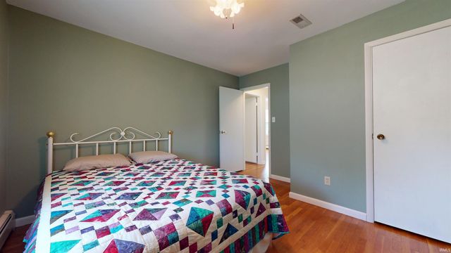 3155 Nester Hill Road, Newburgh, IN 47630