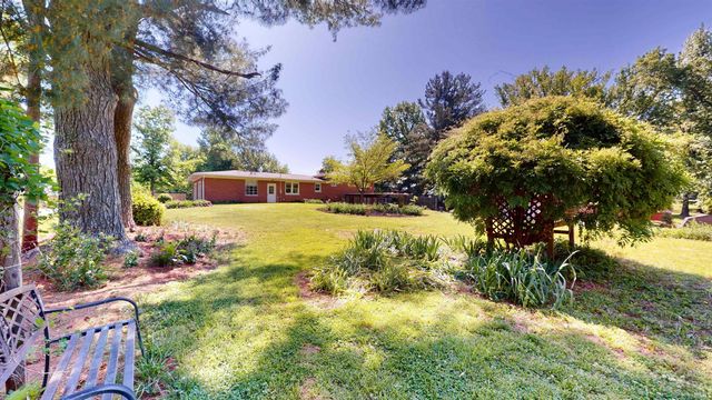 3155 Nester Hill Road, Newburgh, IN 47630