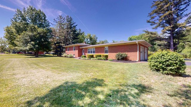 3155 Nester Hill Road, Newburgh, IN 47630