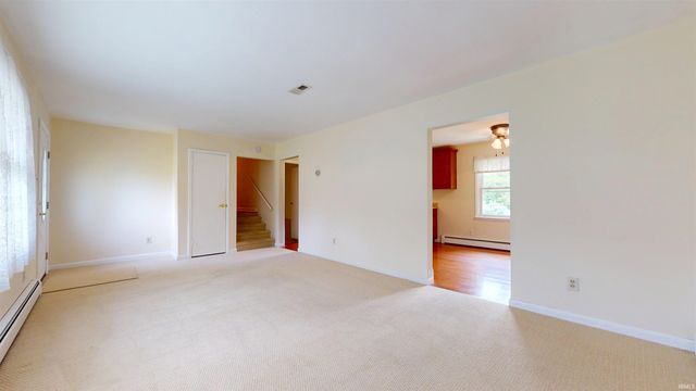 3155 Nester Hill Road, Newburgh, IN 47630