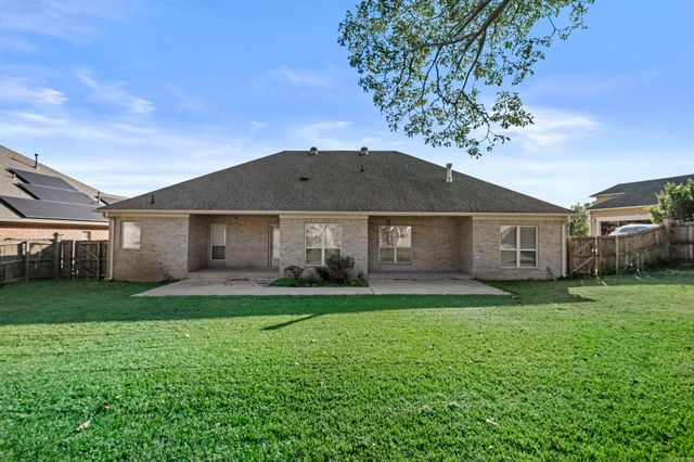 2949 Maelstrom Circle, Sherwood, AR 72120