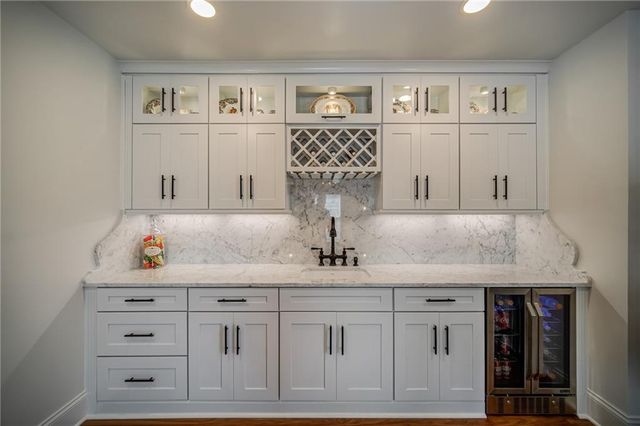 10 Altar Rock Court NE, Cartersville, GA 30121