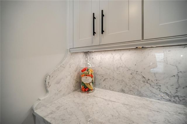 10 Altar Rock Court NE, Cartersville, GA 30121