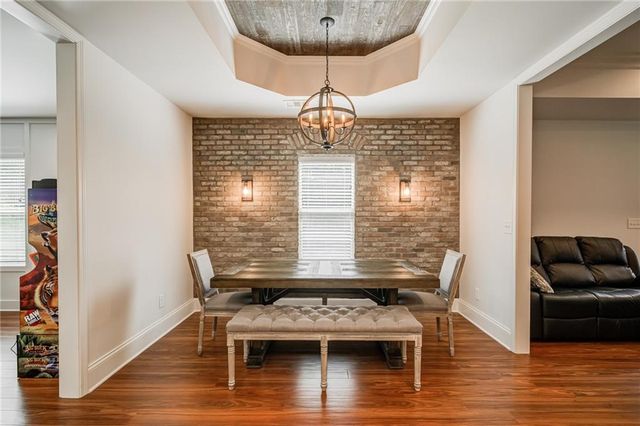 10 Altar Rock Court NE, Cartersville, GA 30121