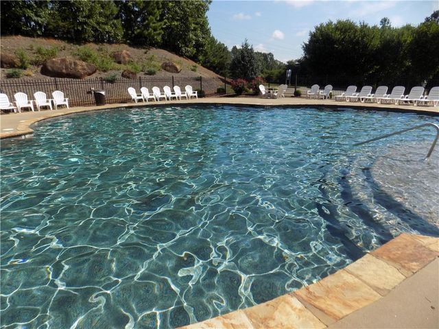10 Altar Rock Court NE, Cartersville, GA 30121