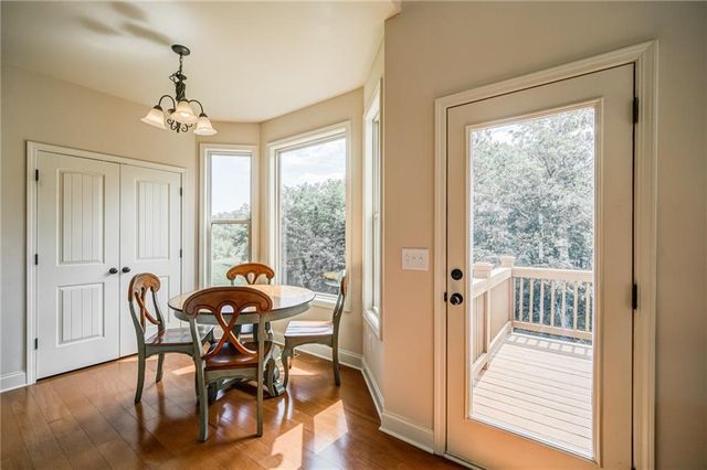 10 Altar Rock Court NE, Cartersville, GA 30121