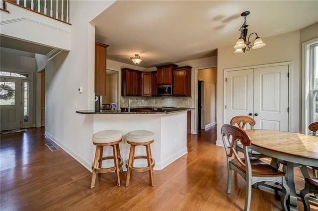 10 Altar Rock Court NE, Cartersville, GA 30121