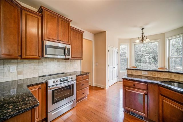 10 Altar Rock Court NE, Cartersville, GA 30121