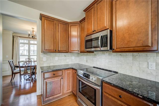 10 Altar Rock Court NE, Cartersville, GA 30121