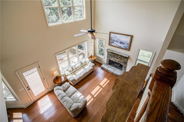 10 Altar Rock Court NE, Cartersville, GA 30121