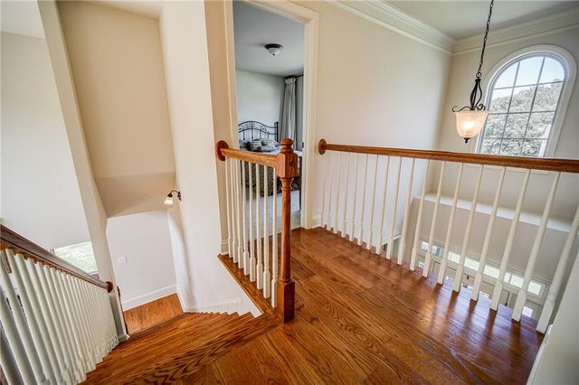 10 Altar Rock Court NE, Cartersville, GA 30121