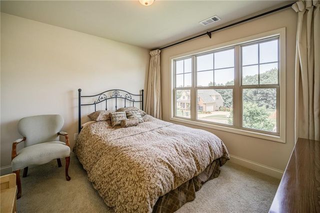 10 Altar Rock Court NE, Cartersville, GA 30121