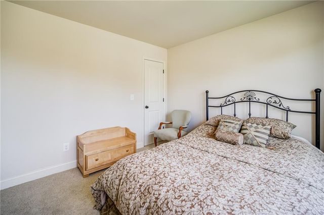 10 Altar Rock Court NE, Cartersville, GA 30121
