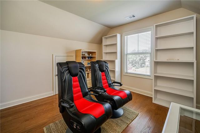 10 Altar Rock Court NE, Cartersville, GA 30121