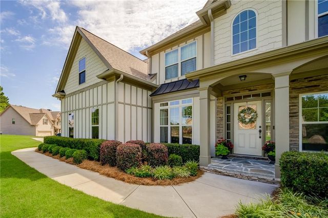 10 Altar Rock Court NE, Cartersville, GA 30121