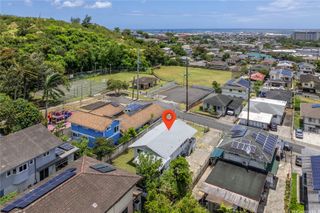 1592 Perry Street, Honolulu, HI 96819