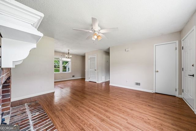 224 Stone Mill Lane NW, Marietta, GA 30064