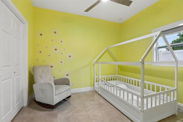 2703 AUBURN AVENUE W, Tampa, FL 33614