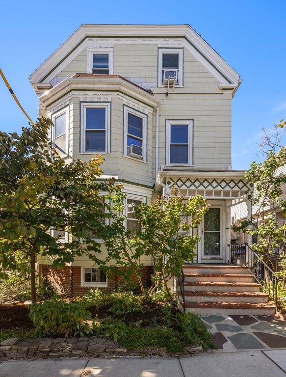 96 School St 96, Somerville, MA 02143