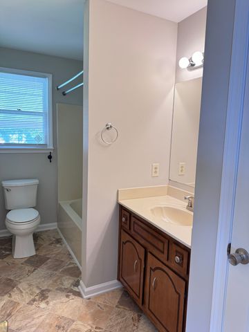 438 Kelsey Dr, Clarksville, TN 37042